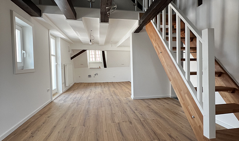 Charmante 3-Zimmer-Wohnung im Denkmalobjekt – 75 m², ab sofort verfügbar