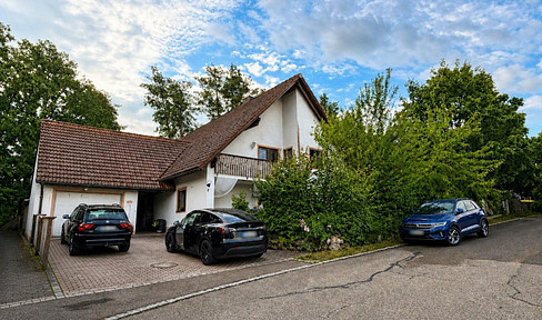 Großzügiges Familienanwesen mit Einliegerwohnung, 225 m² Wohnfläche und besonderem Flair
