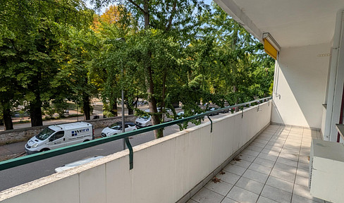 Familien- und Tierfreundliche Stadtwohnung 4 Zimmer Wohnung