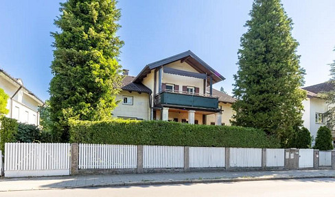 Charmantes freistehendes renovierungsbedürftiges Einfamilienhaus/Kapitalanlage von Privat