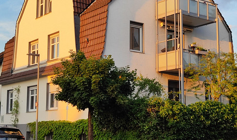 66 square meters of light and space in an attic apartment with a balcony.