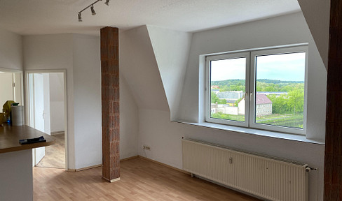 funktionale Dreiraumwohnung mit Einbauküche zentral und ruhig gelegen