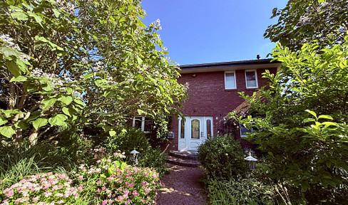 Spacious detached house.