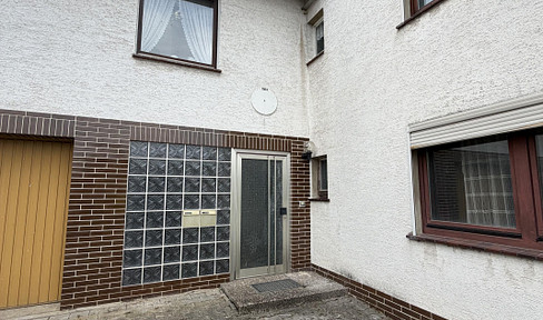 Large timber-framed house with an extension – offering great potential for animal lovers and self-employed individuals.