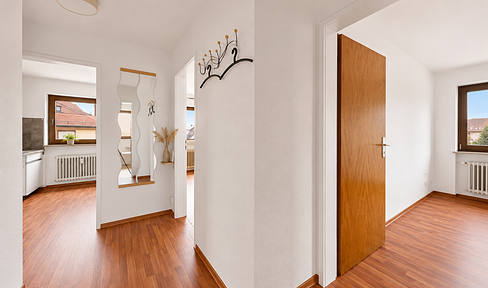 Modernized 3-room apartment with a new fitted kitchen and balcony in Heilbronn-Sontheim.