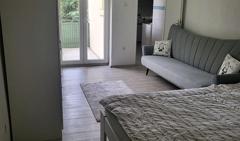1.5-room apartment with balcony, furnished, in a super central location!