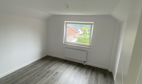 Zentrale 3 Zimmer Wohnung in Lohmar, Klimaanlage, Balkon