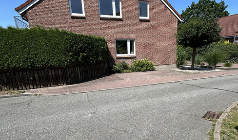 Two apartments in a duplex-style building, 130 square meters each; one is vacant, and one is currently rented out.