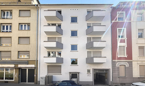 Solid investment property in Ludwigshafen-Süd | 1.5-room apartment, currently rented | Garage available (optional).