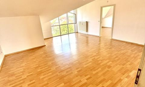 Beautifully renovated 3-room apartment in Rethen (89 m² | Never occupied before | Fitted kitchen & parking space).