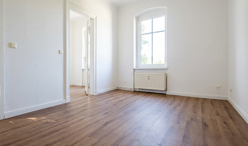 Bright and beautiful 2-room apartment on the 2nd floor, available for the first time after renovation.