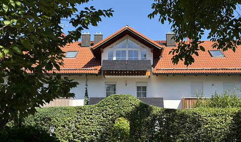 Grüne ruhige Lage: Gepflegtes Reihenhaus mit 13.8kWp PV, 2 Wallboxen, Energieklasse B - von privat