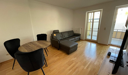 Vollmöblierte 2-Zimmerwohnung mit Balkon + Keller in 01309 Dresden Striesen