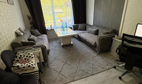 3-Zimmer-Wohnung mit großzügigem Privatgarten und Terrasse