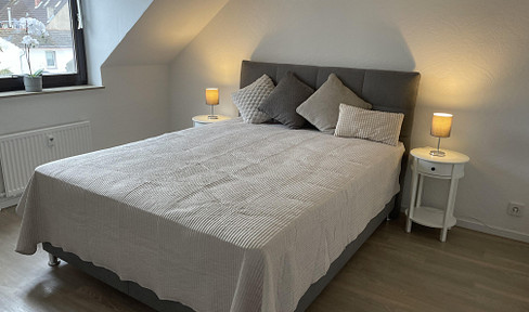 Beautifully furnished 2-room apartment in Holweide, ideal for expats and professionals.