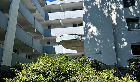 Komplett sanierte 2-ZKB-Erdgeschosswohnung mit großer Terrasse am Betzenberg