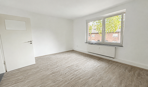Bright 2-room apartment with a daylight bathroom, located in a quiet area of Oberhausen.