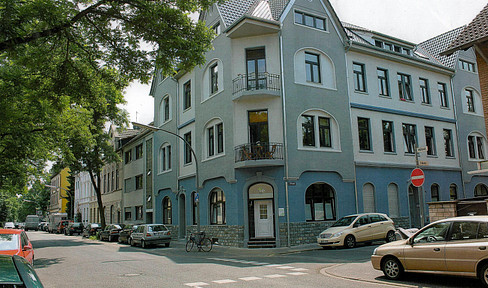 1-room apartment in a listed building (Architecture Day) - Excellent location and well-connected.