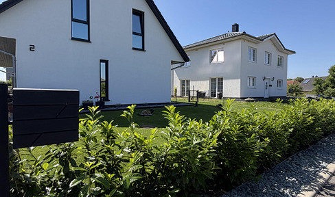 Brand new, modern KfW-40 energy-efficient detached house with a lake view on Lake Schwerin - NO COMMISSION.