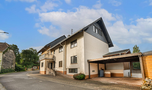 Großes Wohnhaus zur Nutzung als ZFH, Mehrparteivermietimmobilie oder Mehrgenerationenhaus