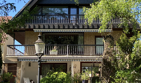 Architecturally significant building with potential, located in a central area.