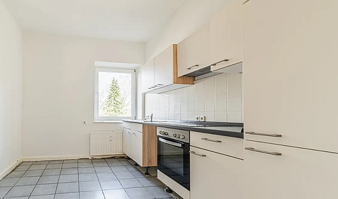 Newly renovated shared apartment (for 5 people) available in Mürwik! 122m², fitted kitchen, and only 10 minutes from the fjord.
