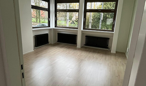 Renovated 3-room apartment in a central location.