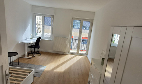 Neugründung: kernsanierte, möblierte 3-Zimmer-WG in Top Lage