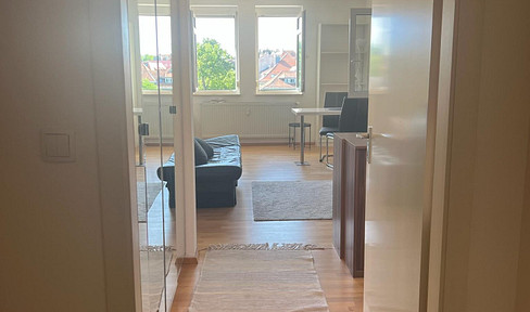 Bright, one-room apartment with a castle view – Excellent location in the "Gardens behind the Fortress" area.