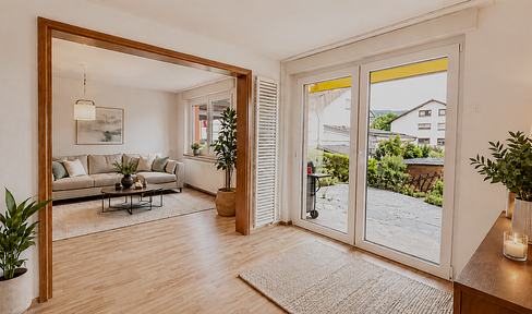 Living in a green environment: Semi-detached house on a large plot of land, in a family-friendly location.