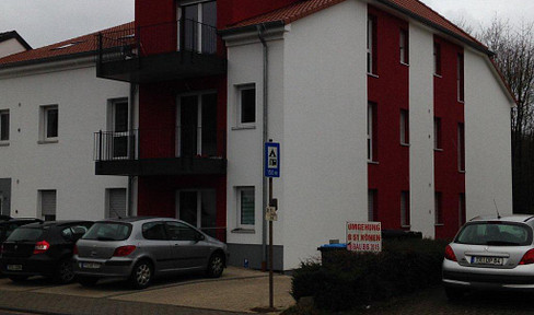 2-room maisonette apartment available from October 1st, 2026 + €60 rent for the built-in kitchen.
