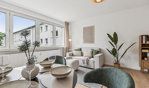Move in without renovations – 3-room apartment right next to Heidbergsee – no agency fees.