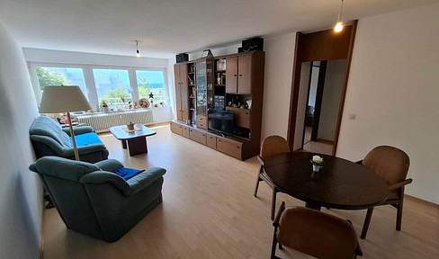 Bright 3-room apartment with tower and mountain views in Karlsruhe Durlach.