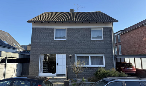 Großzügiges, modernisiertes Wohnhaus mit 180 m², 7 Schlafzimmern, Garten & zentraler Lage in Bocholt