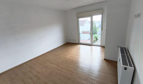 Helle 2-Zimmer-Wohnung in Speyer – Teilmöbliert, Einbauküche und Kellerraum