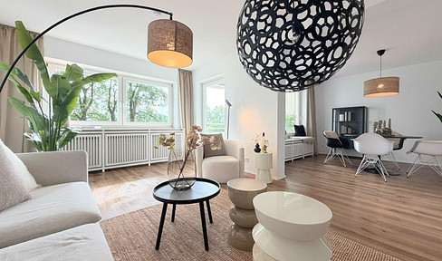 Helle, große Wohnung in gepflegtem Haus. Bezugsfertig und provisionsfrei