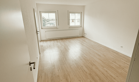 Apartment for sale in the central Kaldauen district of Siegburg.