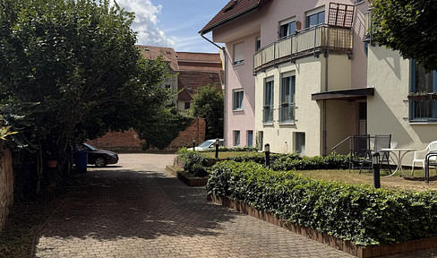 3 Zimmer Küche und zwei Bäder in ruhiger Altstadtlage
