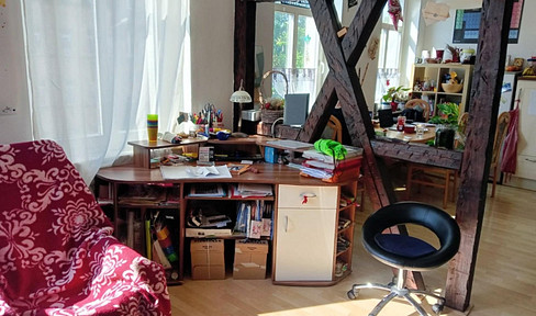 Spacious, furnished 2-room apartment for rent, located on the 2nd floor.