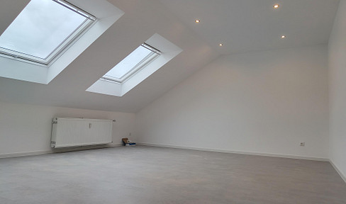 ruhige 4-Zi-Whg (ca. 95qm) mit Terrasse und Garage