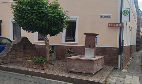 Wohnung im OG mit Dachterrasse