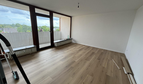 Versmold, Westdamm 3: 2-bedroom apartment with balcony facing south, 75 square meters.