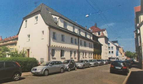 Fully occupied student housing property in Stuttgart, with 10 rooms, offering a 4.84% yield, and available commission-free.