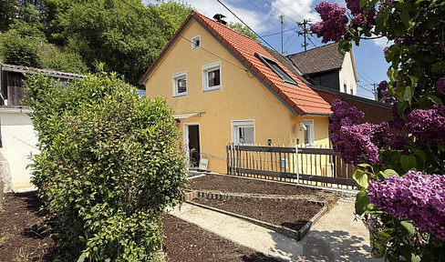 Kleines Häusle mit Charme und Weitblick – ruhig gelegen in Bopfingen-Schloßberg.
