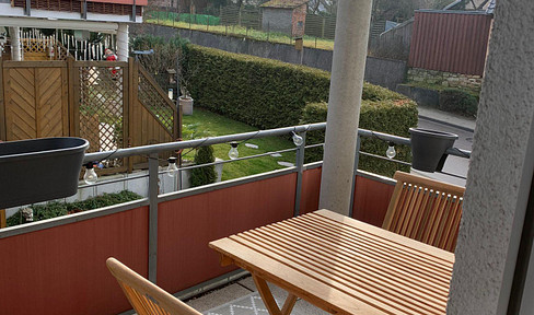 Vollständig renovierte 2-Zimmer-Wohnung mit Balkon, Einbauküche + TG in Filderstadt-Bonlanden