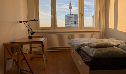 Super zentrales Studio mit Fernsehturm-Blick im 14. OG