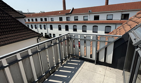 Fantastic loft/studio apartment - newly renovated - beautiful!