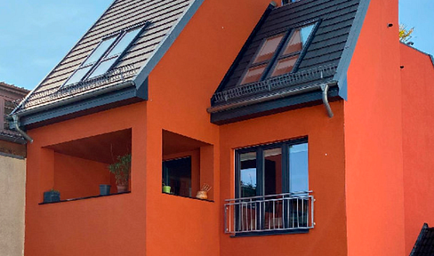 Beautiful apartment spanning two levels in the Bremer district.
