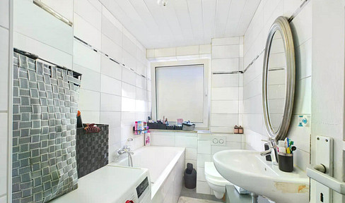 Renovierte 2-Zimmer-Wohnung in Hof: 50 m², modernes Bad, ohne Einbauküche