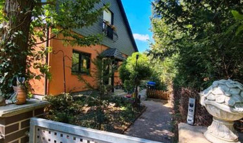 Haus aus 1983er von Privat zu Verkaufen m.Baugrundstück